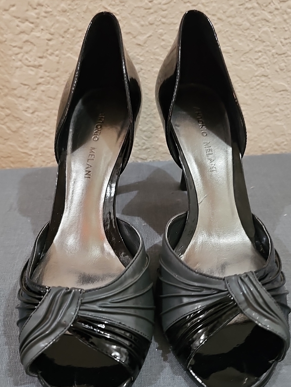 ANTONIO MELANI Black Patent Peep-Toe Heels Size 9m